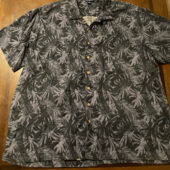 Men’s Size XXL Falls Creek  Button Down Hawaiian Shirt - Picture 7 of 10